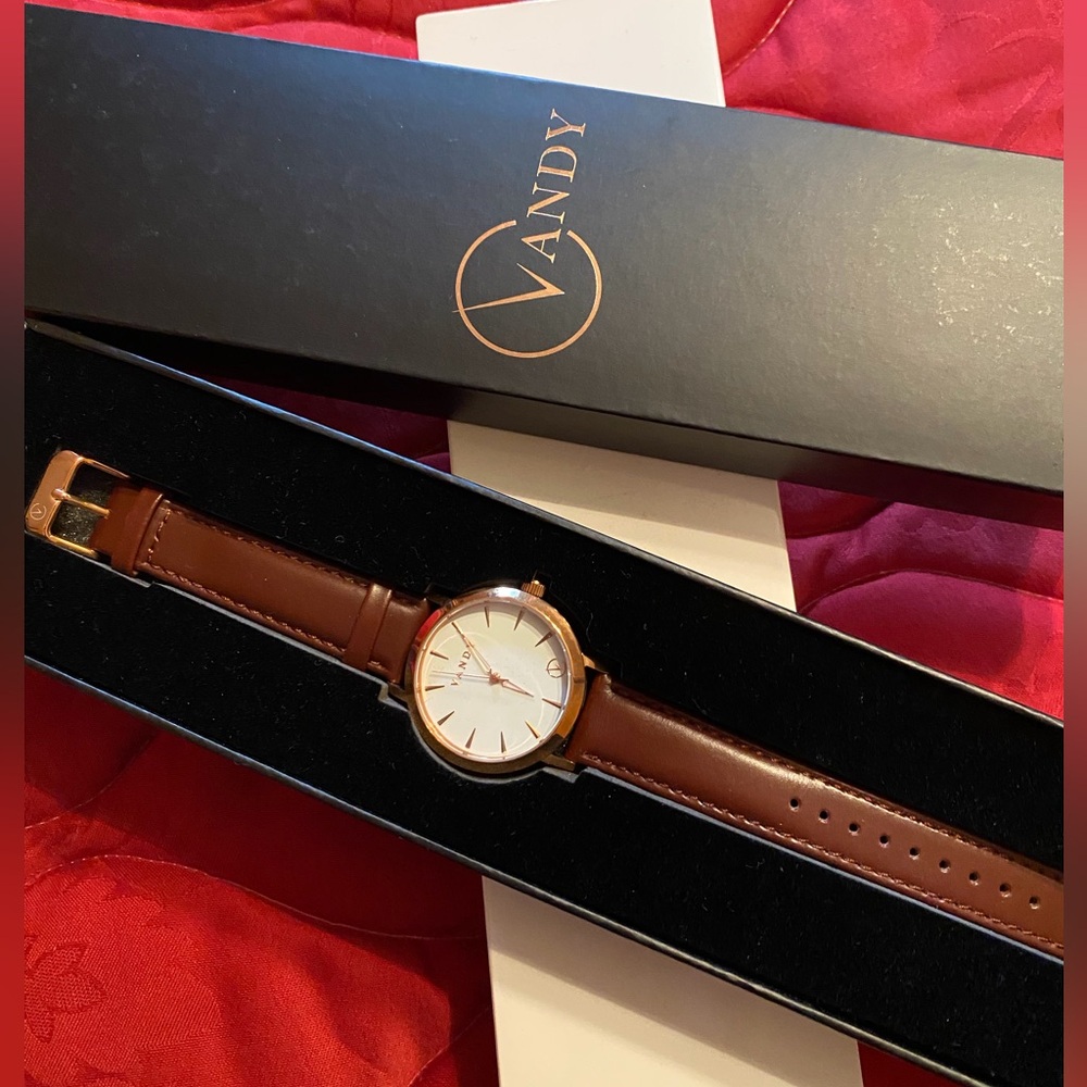 Vandy Brown Leather Strap Watch